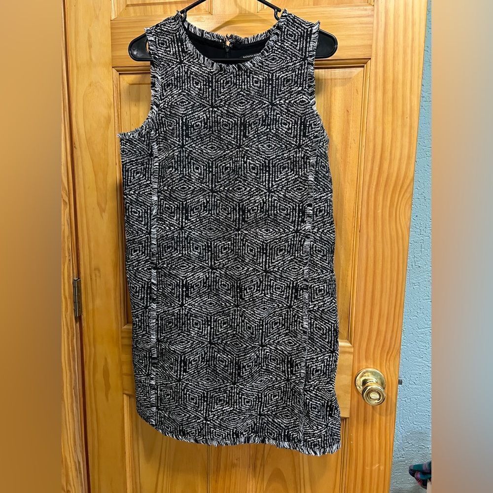 Banana Republic size 8 Winter sweater dress